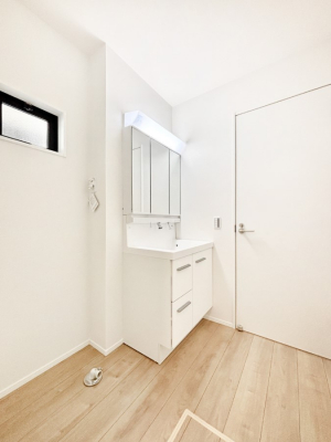 ̑@Ƃ̐ʃXy[XŒ̐gxxNN