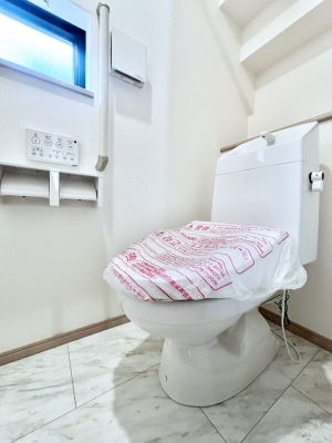 �g�C���@�g�C����1�K��2�K���ꂼ��ɔz�u����Ă��ĂƂĂ��֗��ł��B 