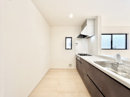 Lb`@u₩ȕʂ蔲Lb`B̂Ŗ邭Cɂ𗧂܂B@