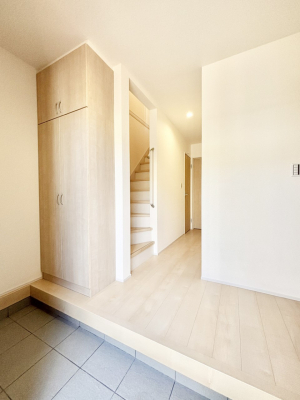 ց@ꂢɂĂւłˁB  @