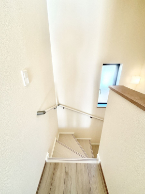 ���̑��@���S�����l�����K�i�ɂ͎肷���ݒu���Ă��܂�