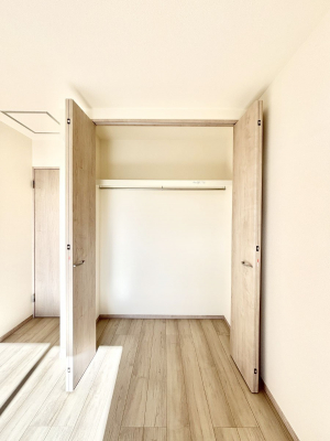 ���[�@�����Ղ�̎��[�X�y�[�X�ŉ��K�ɕ�点���� 