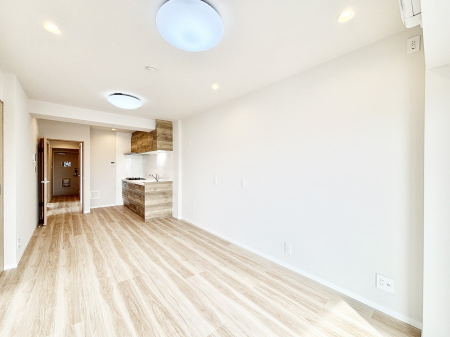 ���r���O�@���Ƒ��̓��₩�Șb�����ŕ�܂�閾�邢���r���O