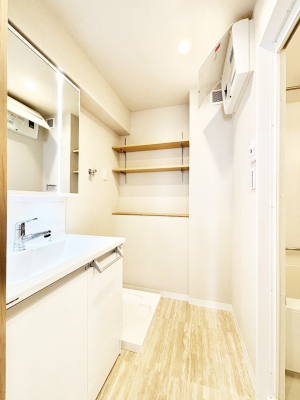 ���ʑ�E���ʏ��@������������ʉ��ώ��Œ��̐g�x�x�����K