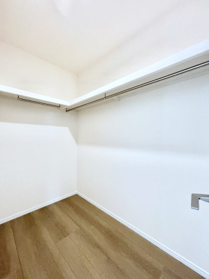 ���̑��@�ߗނ��n���K�[�Ɋ|�����܂܎��[�ł���WIC�B�ߗނ̐������ڂ����₷���ĕ֗��ł��I