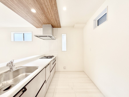 Lb`@u₩ȕʂ蔲Lb`B̂Ŗ邭Cɂ𗧂܂B