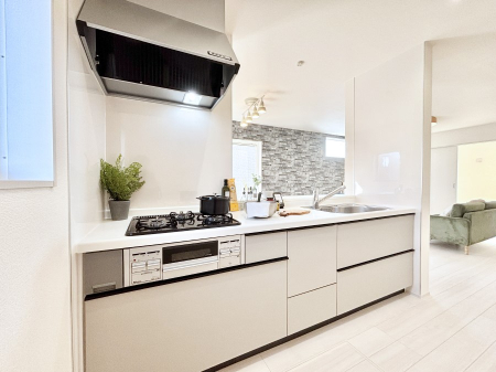 �L�b�`���@�������������I�ɁA�y�����I�V�X�e���L�b�`��