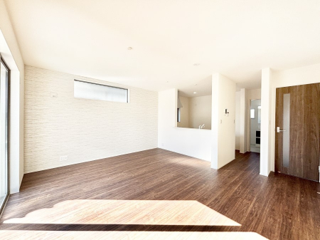 ���r���O�@�Z�ޕ��̌��������o�����A�C���e���A���l����̂��y���݂ȃ��r���O�ł��I