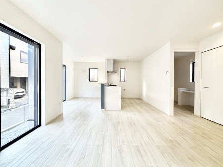 rO@Ƒc̎ԂȂ났̃rO_CjOB   