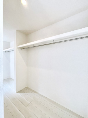 ���̑��@�ߗނ��n���K�[�Ɋ|�����܂܎��[�ł���WIC�B�ߗނ̐������ڂ����₷���ĕ֗��ł��I