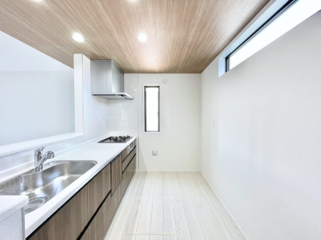 �L�b�`���@��Ƃ肠��L�b�`���ł͂��Ƒ��Ɗy�������������ł��܂��B