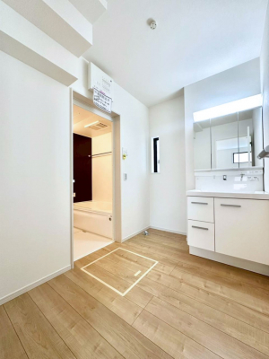 ���̑��@�������̂�����K��Ԃł��B�����̐g�x�x���C�����ǂ����g�������܂��B 