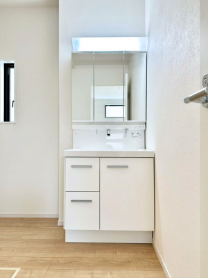 ���ʑ�E���ʏ��@�傫�����₷���O�ʋ��Ő�����������ʑ�́A�g�����Ȃ݃`�F�b�N�┧�̂������ɂ������߂ł��B 