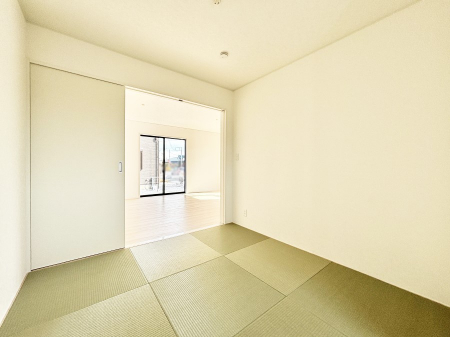 ���̑����ρ@���r���O�אڂ̘a���͖����̕�炵�ɖ����ƈ��炬�������炵�Ă���܂�