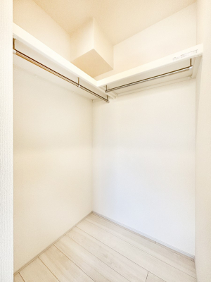 ���̑��@�ߗނ��n���K�[�Ɋ|�����܂܎��[�ł���WIC�B�ߗނ̐������ڂ����₷���ĕ֗��ł��I