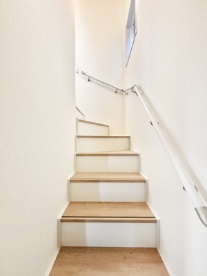 ���̑��@���S�����l�����K�i�ɂ͎肷���ݒu���Ă��܂�