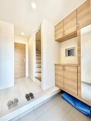 ���ց@�Ƒ��̋A��₨�q�l�������������}���錺��