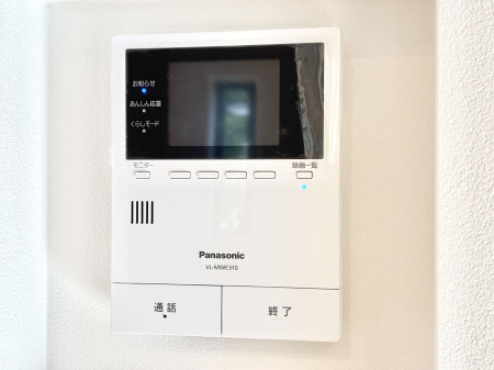 ���̑����ρ@�K��҂���ڂł킩��A���S�̂s�u���j�^�[�t���C���^�[�t�H��