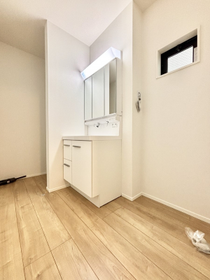 ���̑��@�������̂��郉���h���[�X�y�[�X