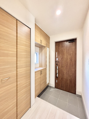 ���ց@����I�𗘗p���āA���z�������������q�l�������ĂȂ��ł��܂��B