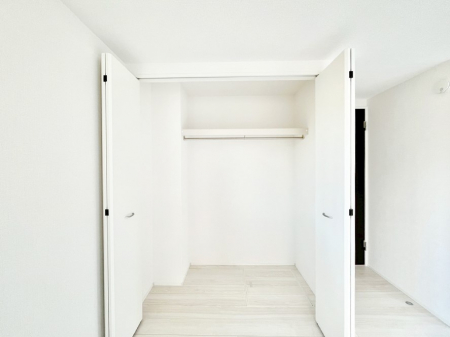 [@m̃N[[bgBŝŌ̈ߗނ܂܂B