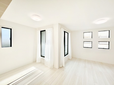 rO@Ƒc̎ԂȂ났̃rO_CjOB