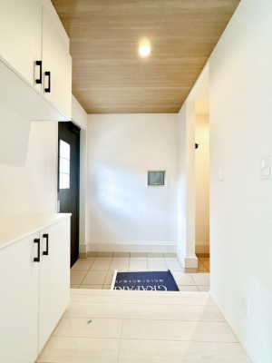 ց@V[YCN[NťցBƑŠCJȂǂ[ł܂B