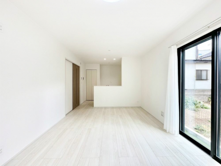 rO@Ƒ̓₩Șbŕ܂閾邢rO