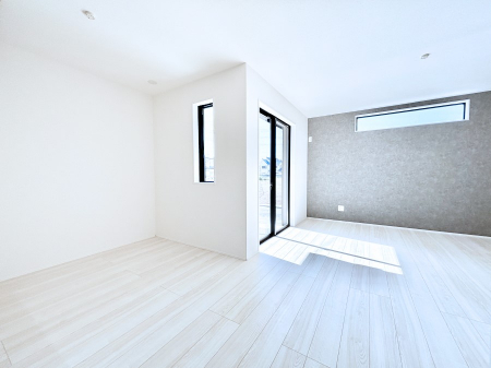 ���r���O�@�A�N�Z���g�N���X���������ȃ��r���O�B�Ƒ��ł̂�т肭�낰��L�X�X�y�[�X�B