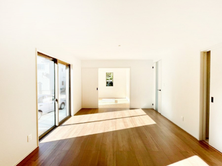 rO@Ƒc̎ԂȂ났̃rO_CjOB   