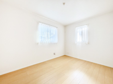 ���̑����ρ@�S����2�ʍ̌����N���[�[�b�g�t���ł�  