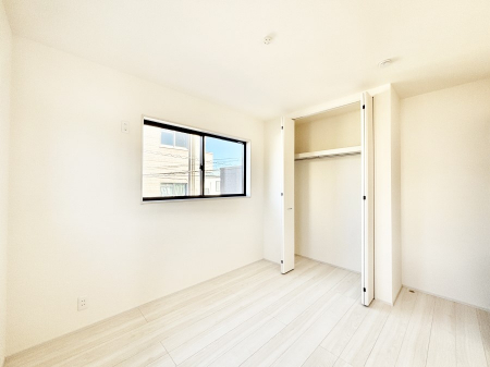 �Q���@�g���₷���`�Ńx�b�g��Ƌ�̒u�����ɂ����邱�Ƃ�����܂���B   