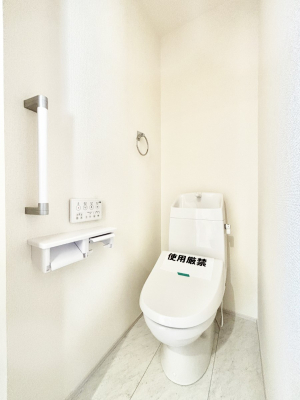 �g�C���@�g�C����1�K��2�K���ꂼ��ɔz�u����Ă��ĂƂĂ��֗��ł��B 