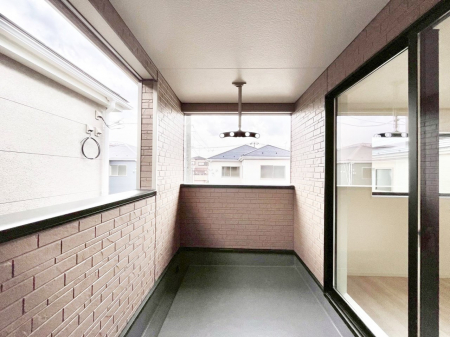 oRj[@}ȂVC̕ωɂSȃCi[oRj[