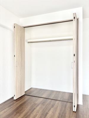 ���[�@�����Ղ�̎��[�X�y�[�X�ł��ł��Z��Ԃ��X�b�L���ۂĂ���