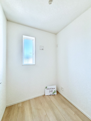 ���[�@2�K2���̃e�����[�N���[���B���[�E��X�y�[�X�ȂǑ��ʂȎg�������ł��܂��B