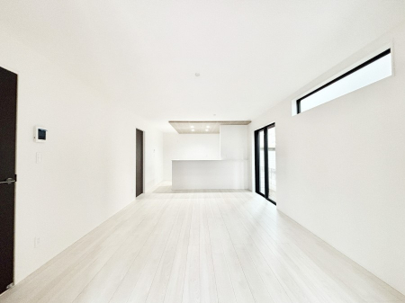 rO@Ƒ̓₩Șbŕ܂閾邢rO  