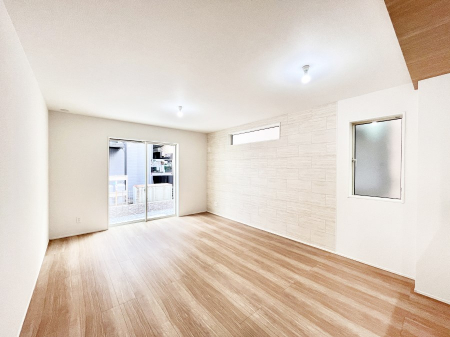 ̑ρ@Ƒ̏Ί炪RƐ܂ĂAȕ͋C̃_CjOɎdオĂ܂ 