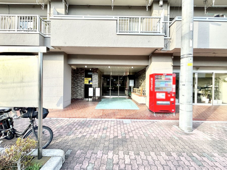 GgX@O YȃGgX́AZ҂D}Ă܂  