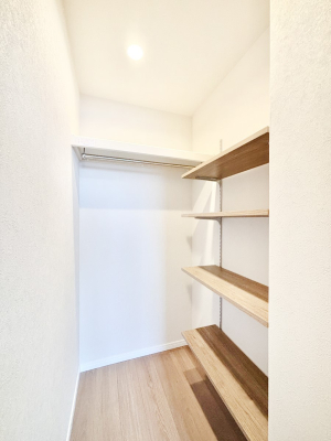 ���̑��@�G�߂̈ߗނ��X�b�L�����[�I��e�ʂ̎��[�͂����͓I��WIC�t���I