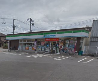 ���ӊ��@�R���r�j 300m �t�@�~���[�}�[�g ����ԎR���X