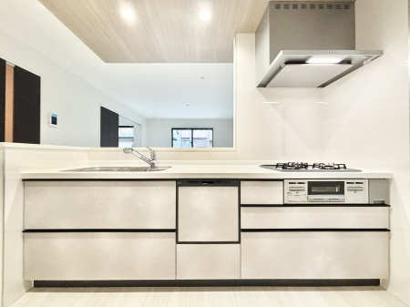 �L�b�`���@�������������I�ɁA�y�����I�V�X�e���L�b�`��  