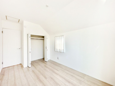 Q@g₷`ŃxbgƋ̒uɂ邱Ƃ܂B   