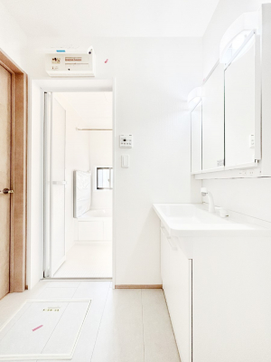 ���̑��@�L�b�`���Ƃ̓������l�����������W���݌v�ŖZ�������Ԃ̉Ǝ������N���N