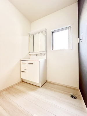 ���̑��@�L�X�Ƃ�Ƃ�̂��郉���h���[�X�y�[�X