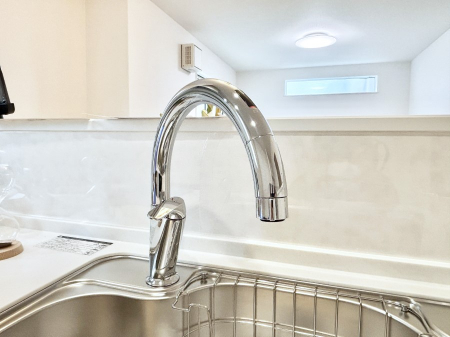 ���̑����ρ@�����ɐG��Ȃ��Ă��Z���T�[�Ɏ�������������œf���^�~�����ł���^�b�`���X�����I