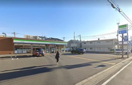 ���ӊ��@�R���r�j 170m �t�@�~���[�}�[�g ����]�ˑܓX