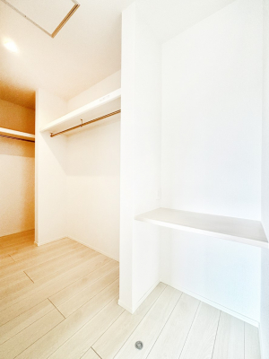 ���̑��@�ߗނ��n���K�[�Ɋ|�����܂܎��[�ł���WIC�B�ߗނ̐������ڂ����₷���ĕ֗��ł��I