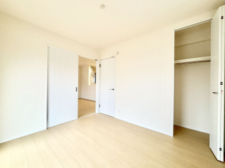 �q�������@�q�������ɂ��������߂Ȏ��[�X�y�[�X�����Ղ�̋���