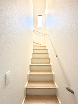 ���̑��@�K�i�͎肷��t���Ȃ̂ŏ����Ȃ��q���܂₲����̕������S�ł�